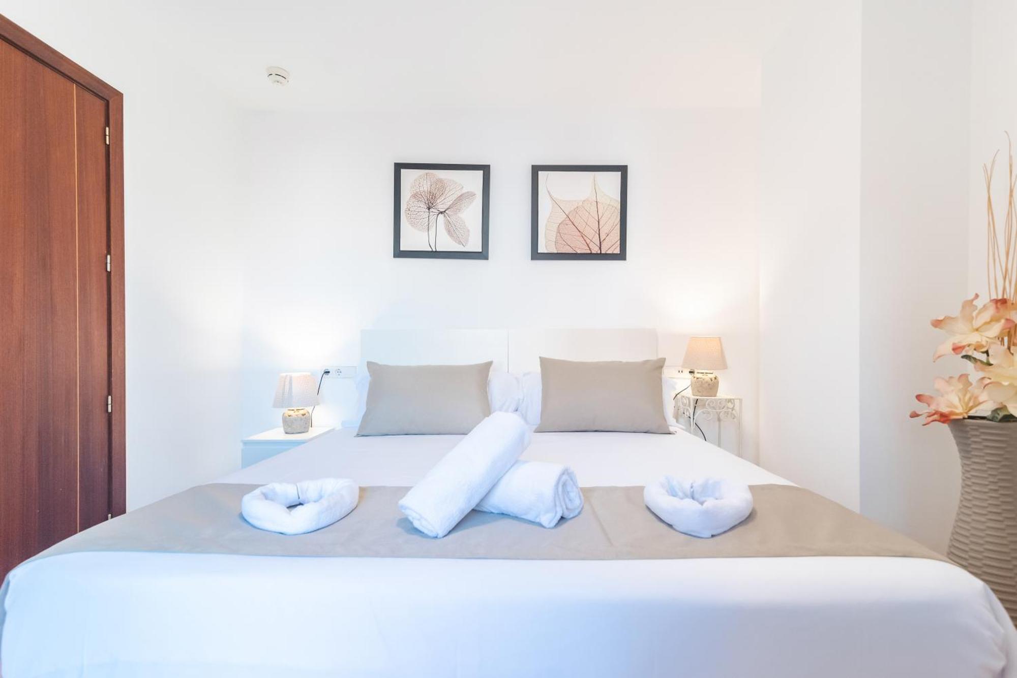 Borne Suites Ti By Mallorcasuites Palma de Mallorca Exterior photo